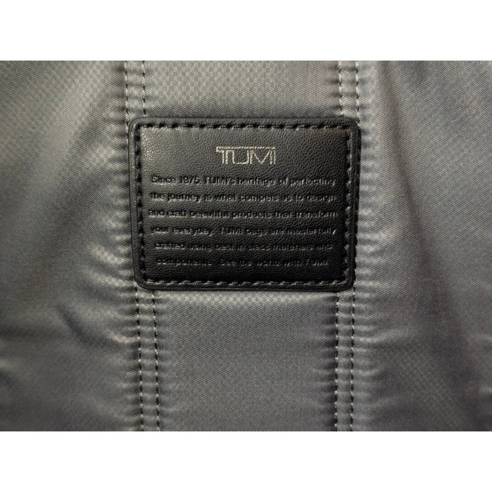 Tumi Mens Black Nylon Crossbody Messenger Bag Carbon Fiber Trim Zip NWT $395 - Picture 8 of 12
